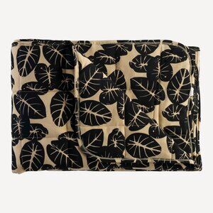 NWT Kate Quinn Taro Leaf Plant Square Quilt Bamboo Blanket